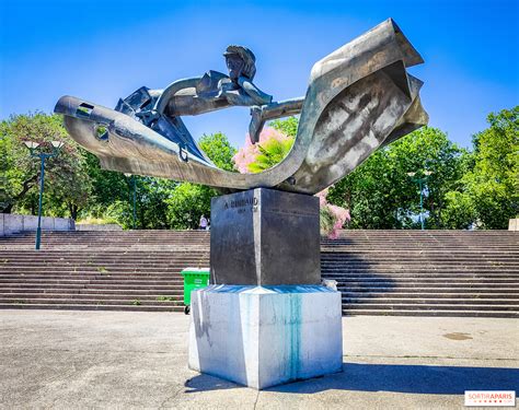 Le Musée des Sculptures en Plein Air de Qinhuangdao : Une Symphonie Sculpturale Face à la Mer !